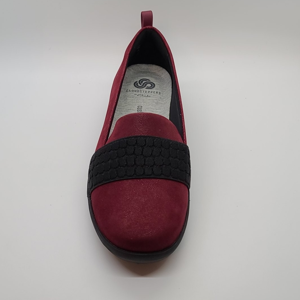 Clarks Cloud Stepper Maroon Flats Size 6